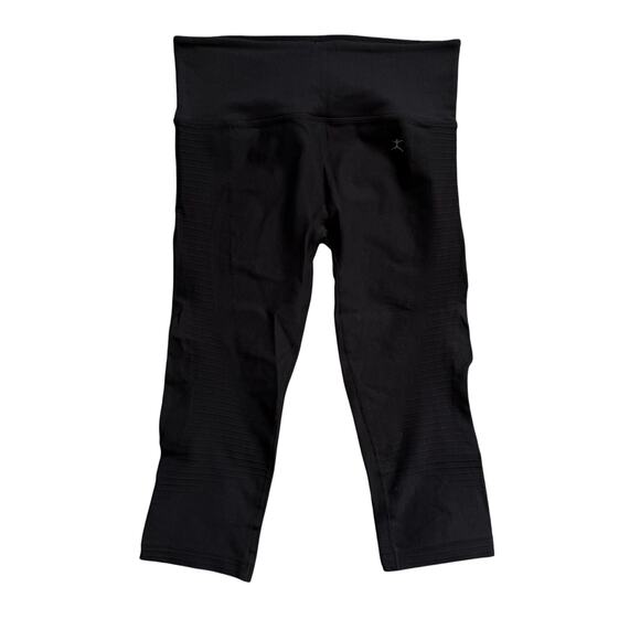 Danskin Black Cropped Leggings Women’s Activewear Capri Stretch Pants Sz Medium - Picture 1 of 7